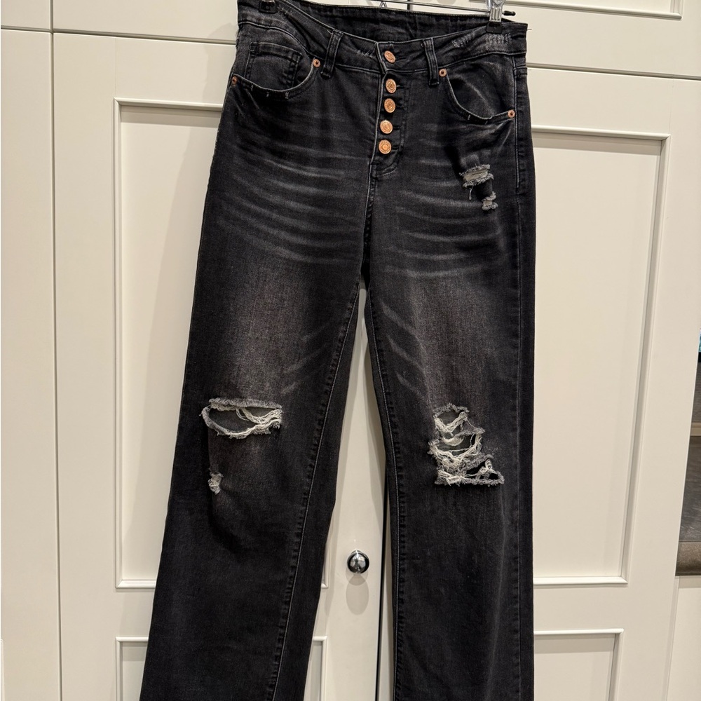Stylish Black Distressed Women's Jeans